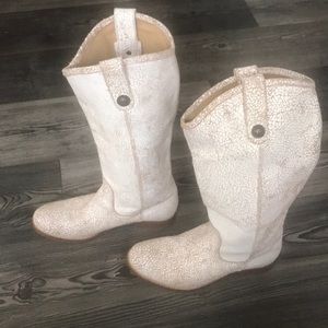 Melissa Frye boots